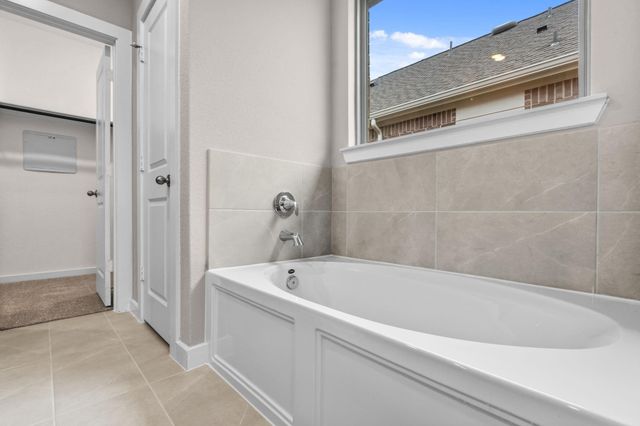 4714 Crater Run Drive, Texas City, TX 77591