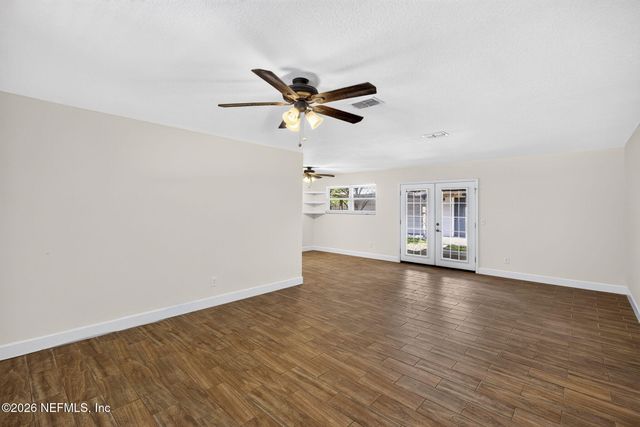 4512 LANE Avenue S, Jacksonville, FL 32210