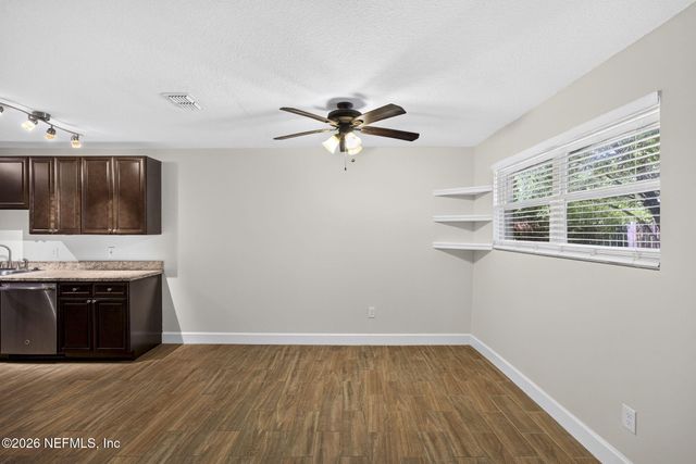 4512 LANE Avenue S, Jacksonville, FL 32210