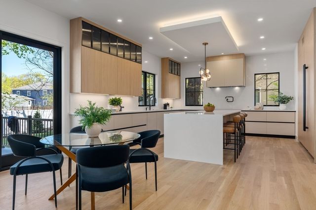 470 Quinobequin Road, Newton, MA 02468