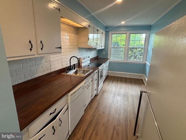 5913 WAKEHURST WAY, Baltimore, MD 21239