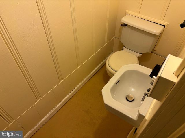 5913 WAKEHURST WAY, Baltimore, MD 21239