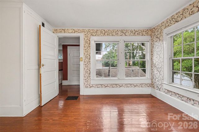 75 Cabarrus Avenue, Concord, NC 28025
