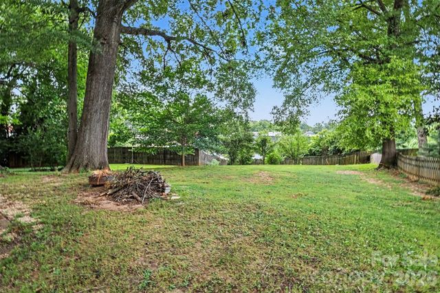 75 Cabarrus Avenue, Concord, NC 28025