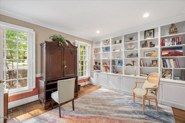 512 Hertford Street, Raleigh, NC 27609