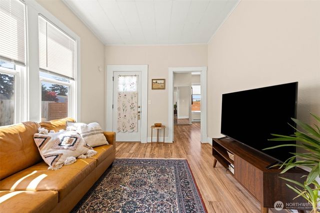 2113 S Wilkeson Street, Tacoma, WA 98405