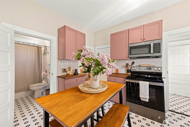 2113 S Wilkeson Street, Tacoma, WA 98405