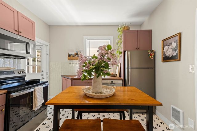 2113 S Wilkeson Street, Tacoma, WA 98405