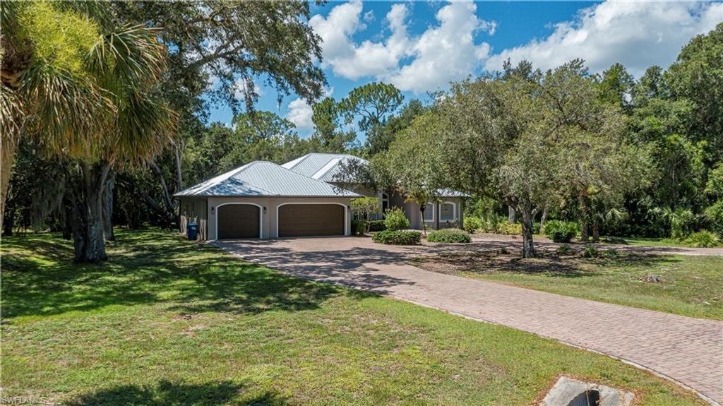 4033 Oak Haven DR, LABELLE, FL 33935 — photo 2