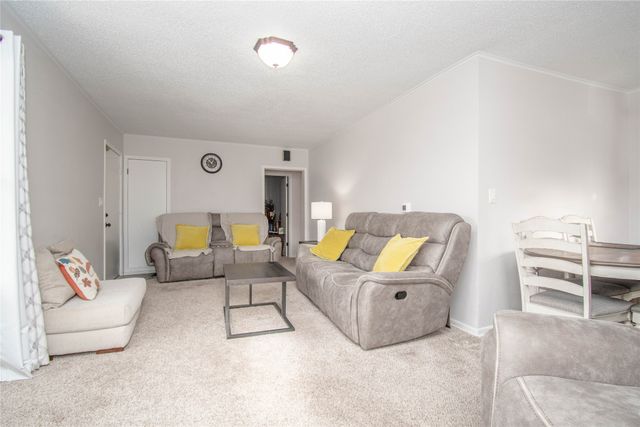 4121 57th Street, Des Moines, IA 50310