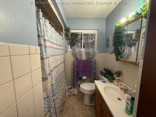 818 Walters Road, Charleston, WV 25314