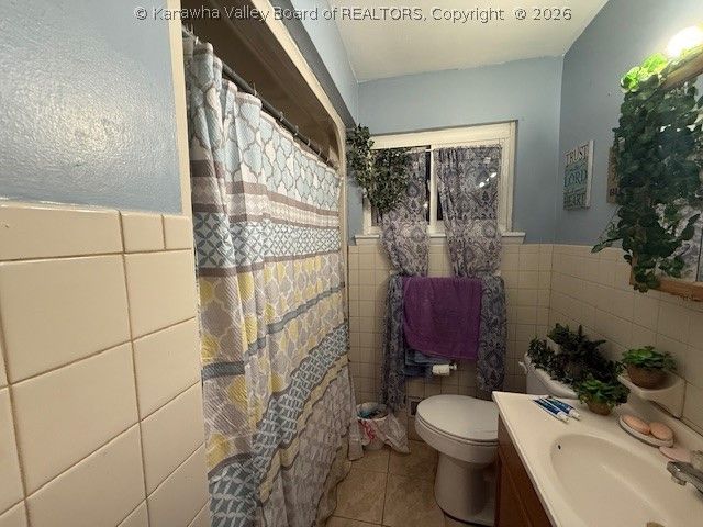 818 Walters Road, Charleston, WV 25314