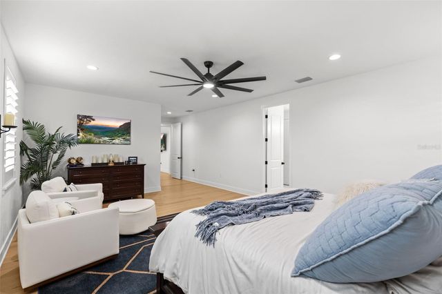 2905 W LEILA AVENUE, Tampa, FL 33611