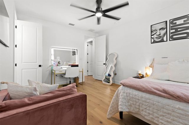 2905 W LEILA AVENUE, Tampa, FL 33611