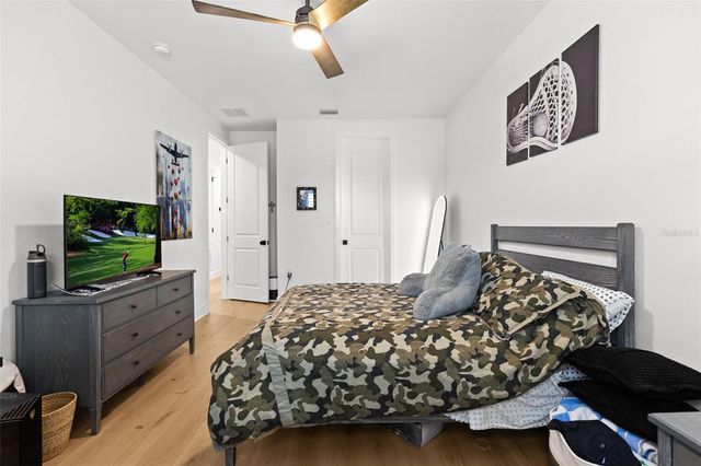 2905 W LEILA AVENUE, Tampa, FL 33611