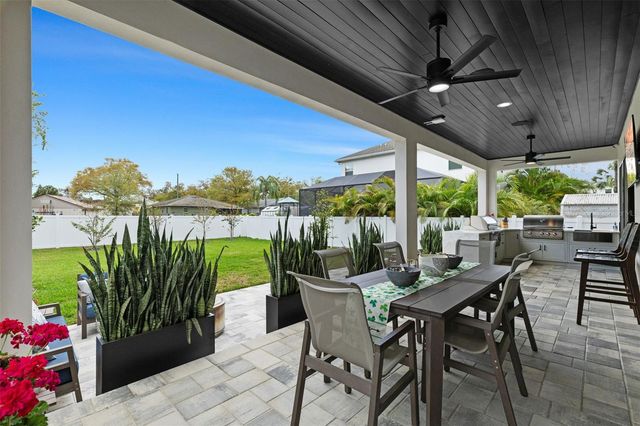 2905 W LEILA AVENUE, Tampa, FL 33611