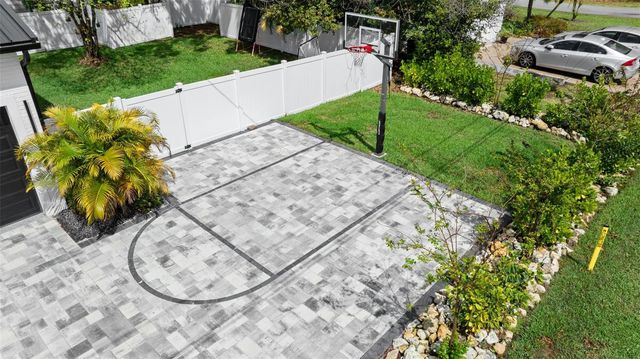 2905 W LEILA AVENUE, Tampa, FL 33611