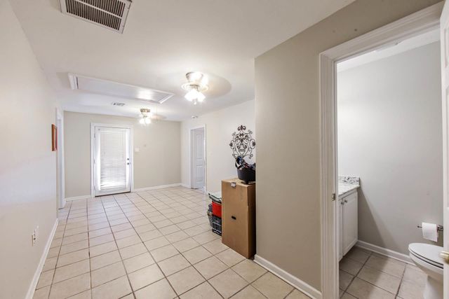 300 Cheyenne Dr, Houma, LA 70360