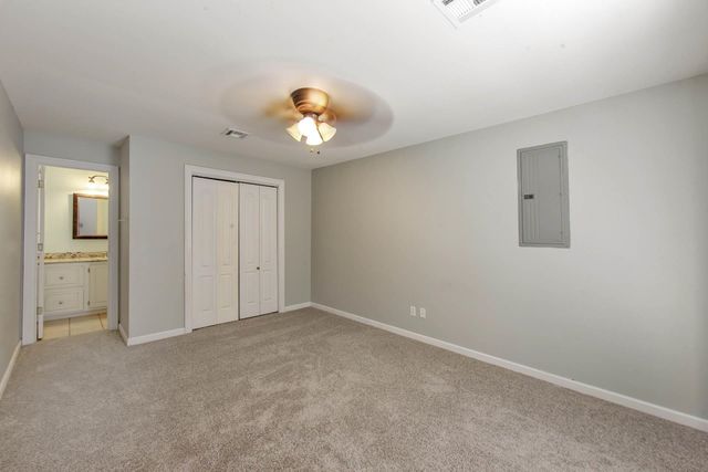 300 Cheyenne Dr, Houma, LA 70360