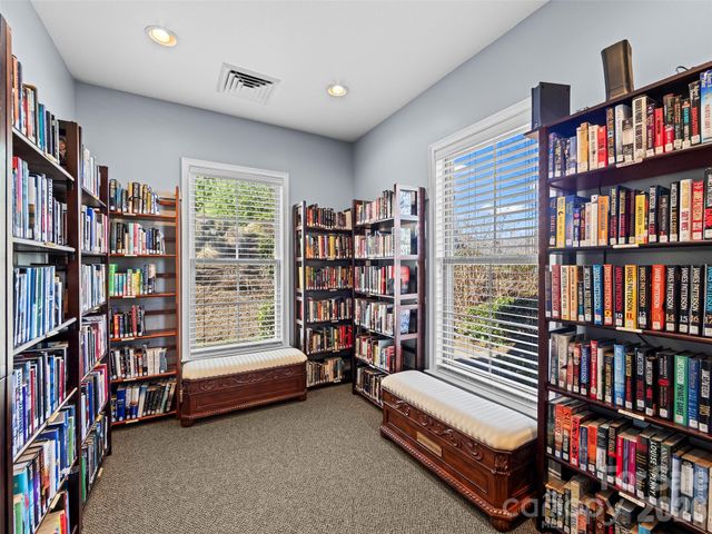 81 Outlook Circle, Swannanoa, NC 28778