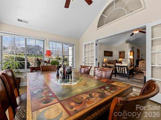 81 Outlook Circle, Swannanoa, NC 28778