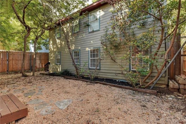 2714 Whitis Ave C, Austin, TX 78705