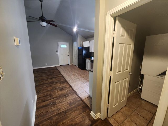 2714 Whitis Ave C, Austin, TX 78705