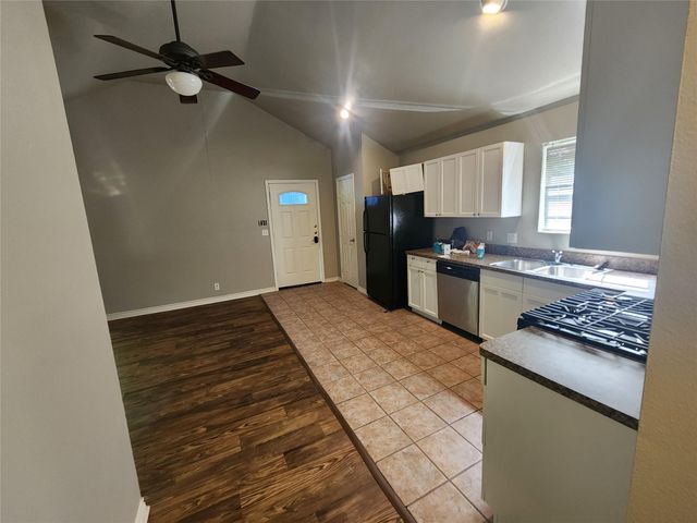 2714 Whitis Ave C, Austin, TX 78705