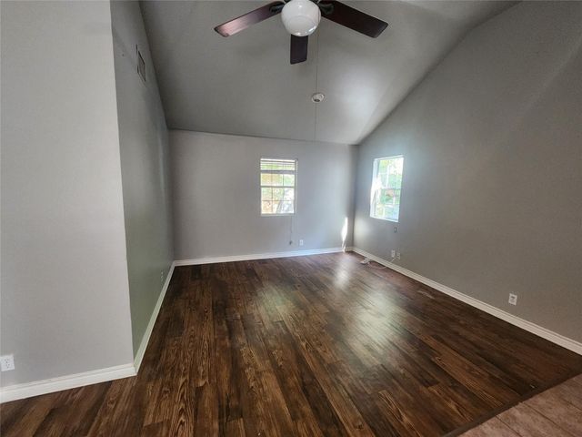 2714 Whitis Ave C, Austin, TX 78705