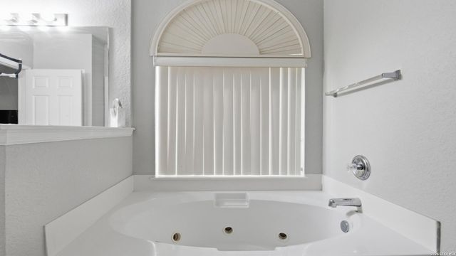1007 Water Lily, San Antonio, TX 78260