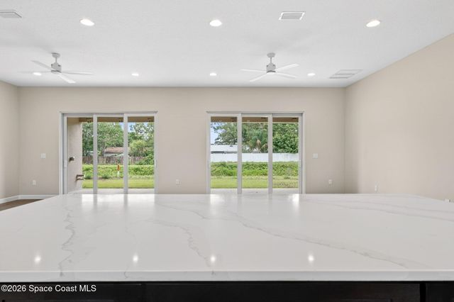 766 Starland Street SE, Palm Bay, FL 32909