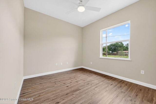 766 Starland Street SE, Palm Bay, FL 32909