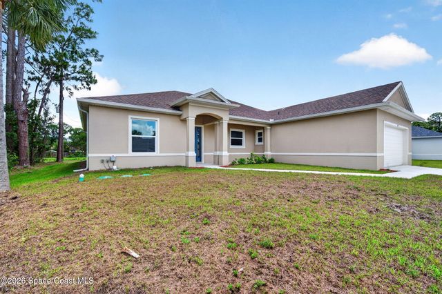 766 Starland Street SE, Palm Bay, FL 32909