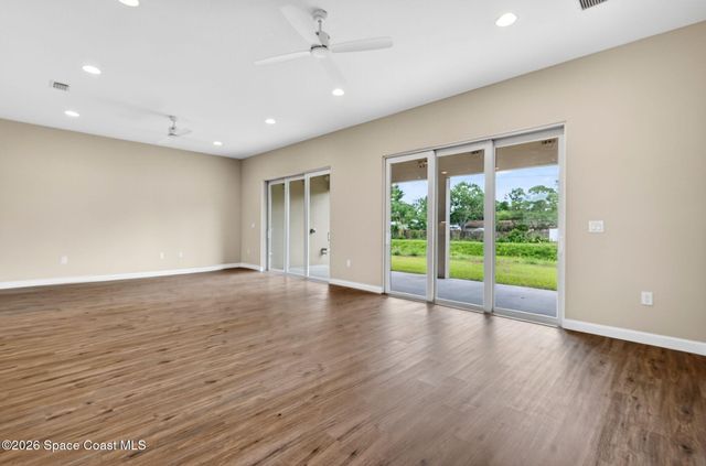 766 Starland Street SE, Palm Bay, FL 32909