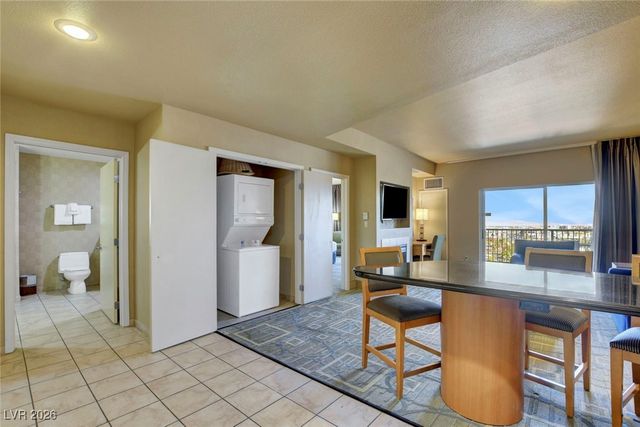 211 East Flamingo Road 713, Las Vegas, NV 89169