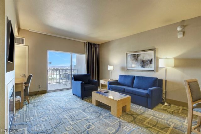 211 East Flamingo Road 713, Las Vegas, NV 89169