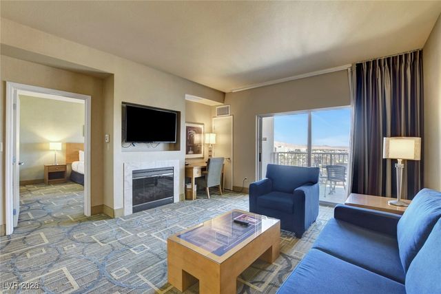 211 East Flamingo Road 713, Las Vegas, NV 89169