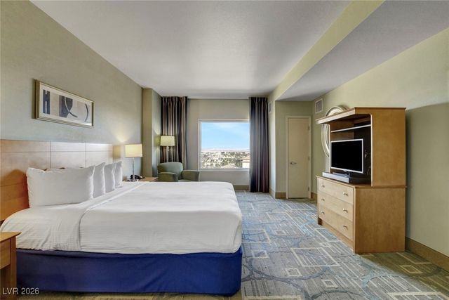 211 East Flamingo Road 713, Las Vegas, NV 89169