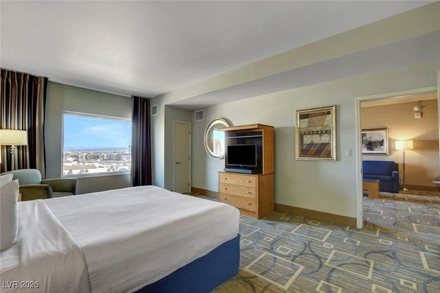 211 East Flamingo Road 713, Las Vegas, NV 89169