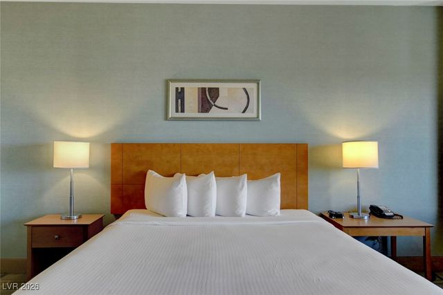 211 East Flamingo Road 713, Las Vegas, NV 89169