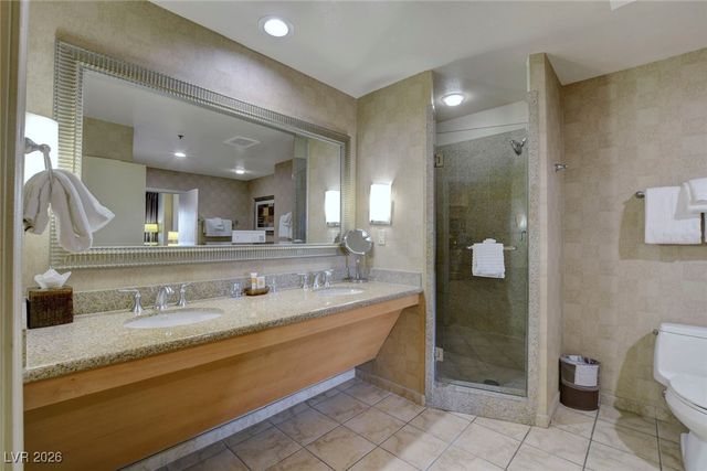 211 East Flamingo Road 713, Las Vegas, NV 89169