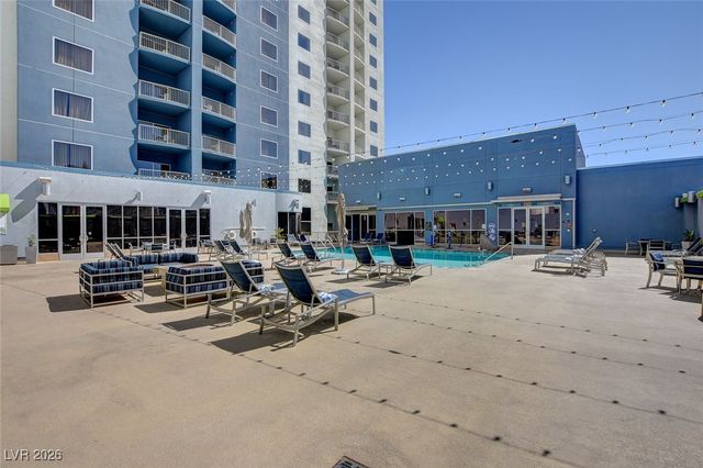 211 East Flamingo Road 713, Las Vegas, NV 89169