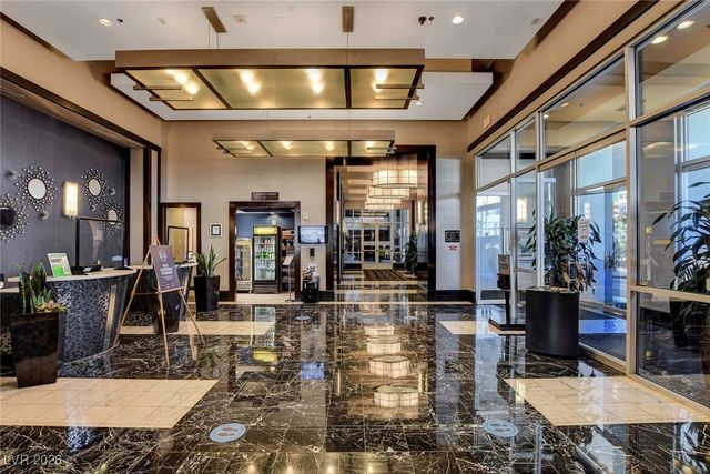 211 East Flamingo Road 713, Las Vegas, NV 89169