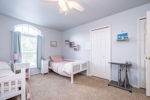 19573 Tanglewood Circle, Clinton Twp, MI 48038