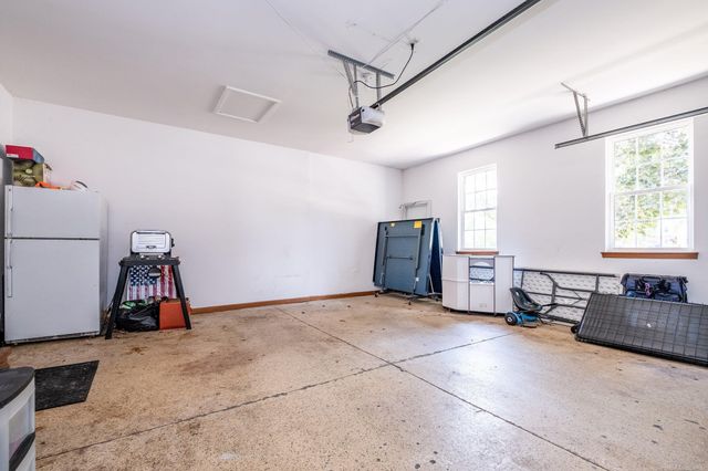 19573 Tanglewood Circle, Clinton Twp, MI 48038
