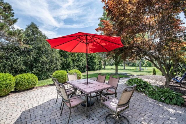 19573 Tanglewood Circle, Clinton Twp, MI 48038