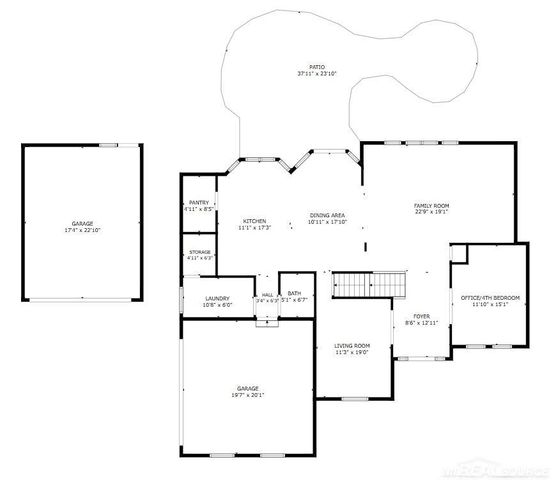 19573 Tanglewood Circle, Clinton Twp, MI 48038