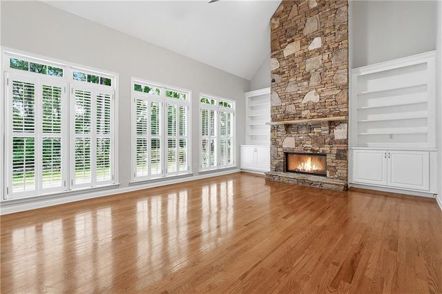 1713 Glen Echo Way, Marietta, GA 30062