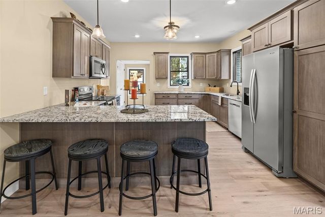 914 Ruskin Avenue, Edwardsville, IL 62025
