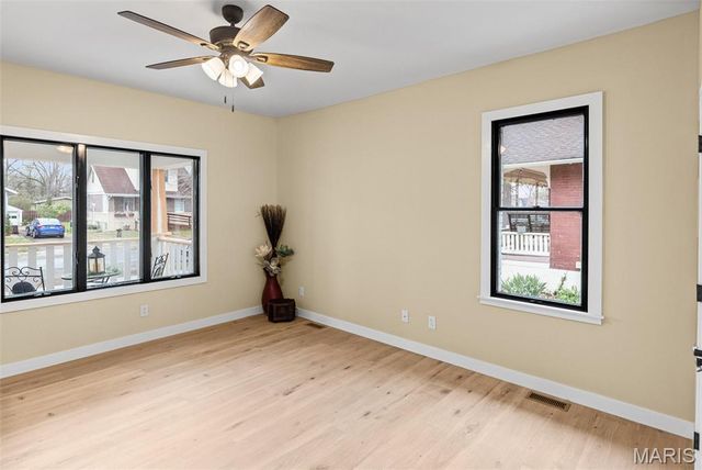 914 Ruskin Avenue, Edwardsville, IL 62025